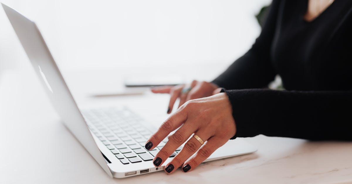 découvrez comment optimiser votre site web pour le référencement naturel (seo). apprenez les meilleures pratiques pour améliorer votre visibilité en ligne, augmenter votre trafic et attirer un public ciblé grâce à des techniques de seo efficaces.
